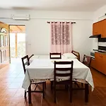 Antonia בית הארחה 3*