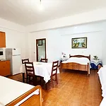 בית הארחה Antonia 3*