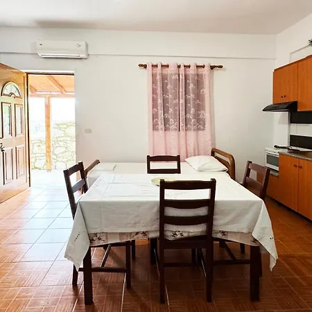 Antonia Guest house *
